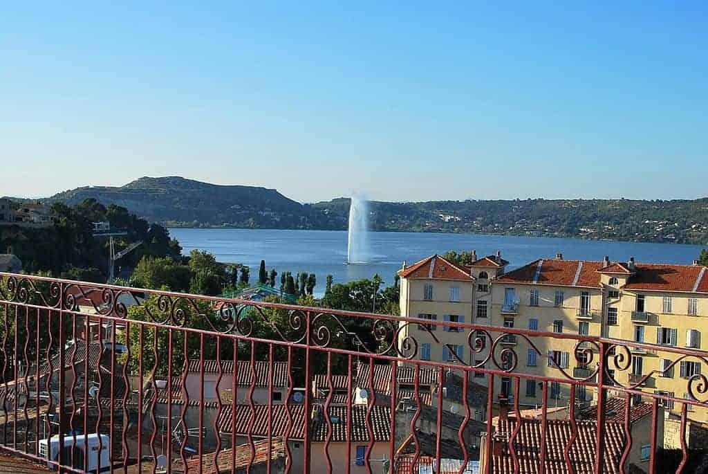 Istres Son Jet sur l'Etang de l'Olivier